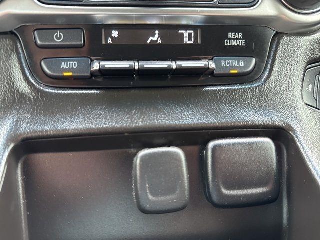 Chevrolet Tahoe  2015