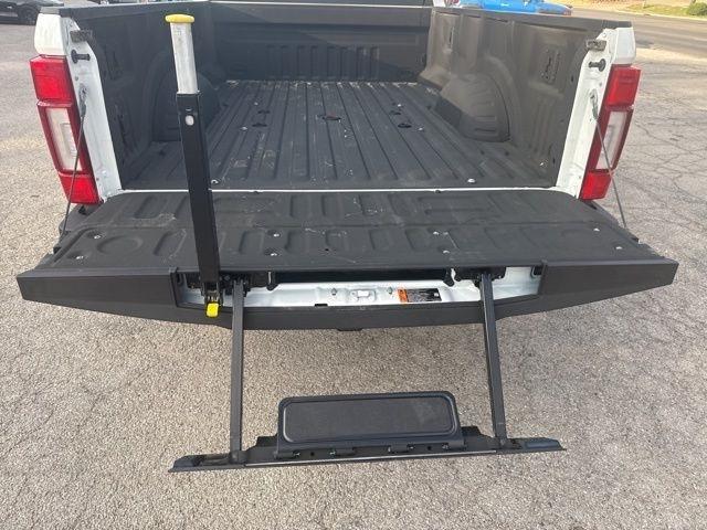 Ford Super Duty F-350 SRW  2021