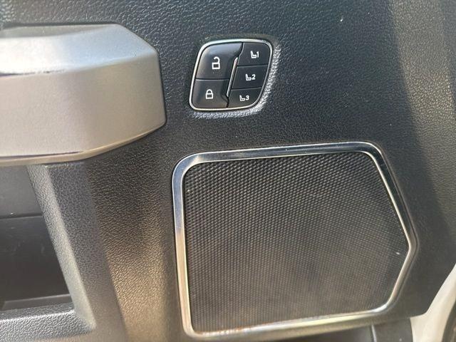 Ford Super Duty F-350 SRW  2021