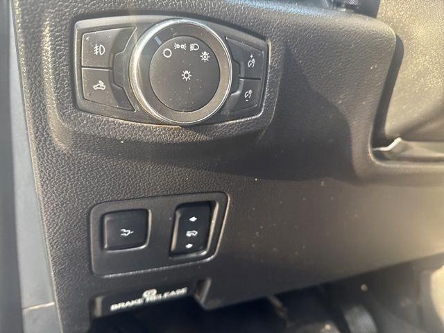 Ford Super Duty F-350 SRW  2021