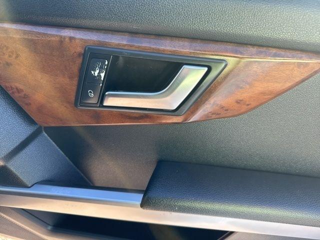 Mercedes-Benz GLK-Class  2012