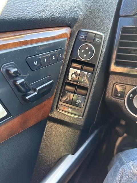 Mercedes-Benz GLK-Class  2012