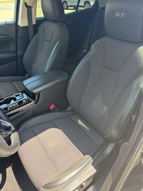 Buick Envision  2022