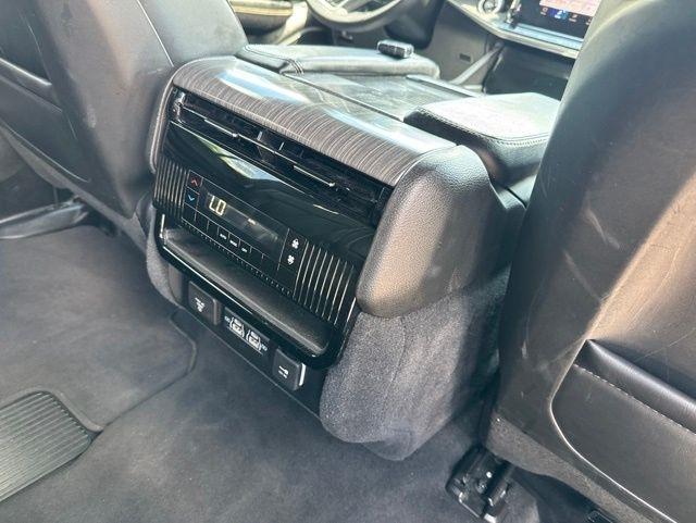 Jeep Wagoneer L  2023