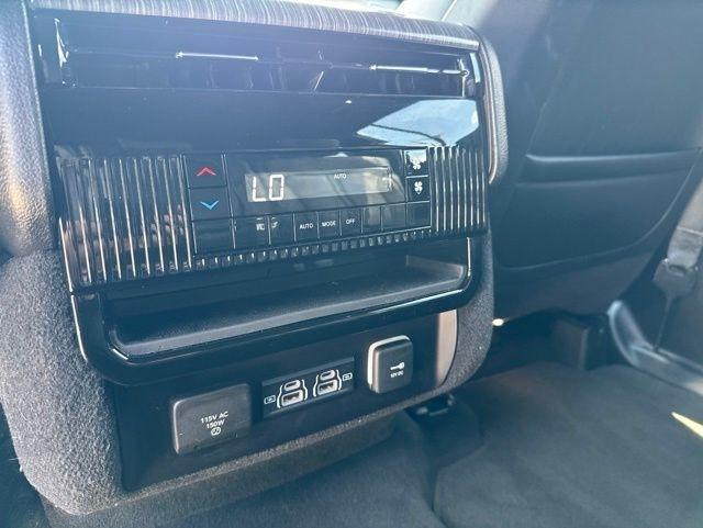 Jeep Wagoneer L  2023