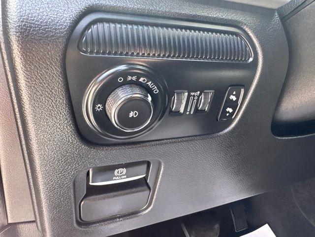 Jeep Wagoneer L  2023