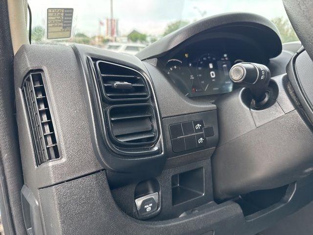 RAM ProMaster Cargo Van  2022