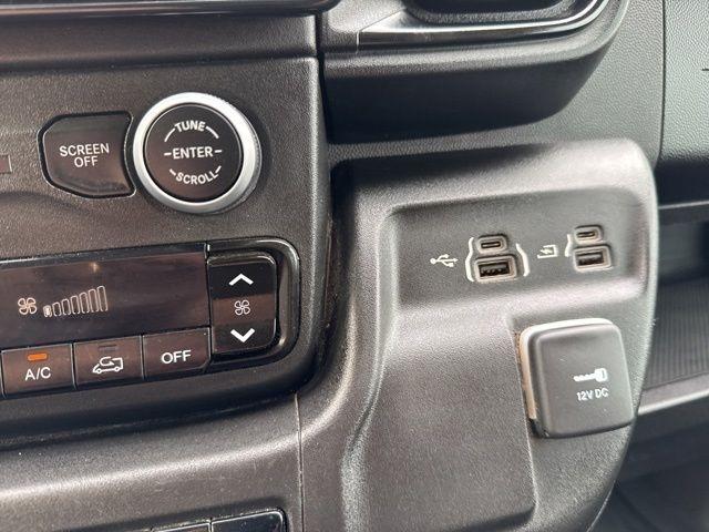 RAM ProMaster Cargo Van  2022