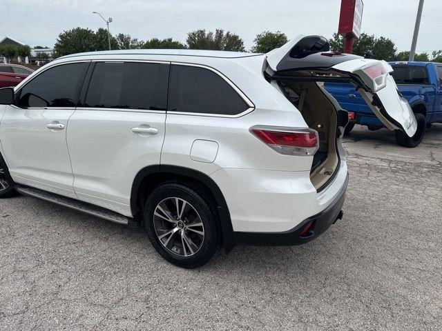 Toyota Highlander  2016