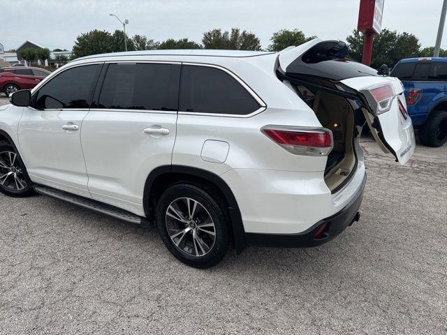 Toyota Highlander  2016