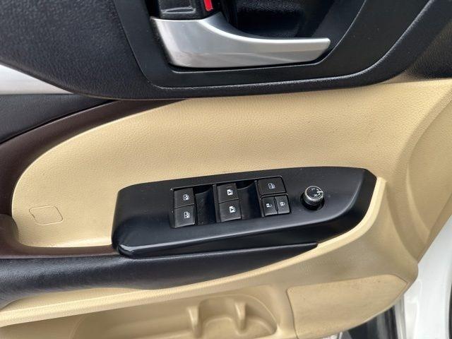 Toyota Highlander  2016