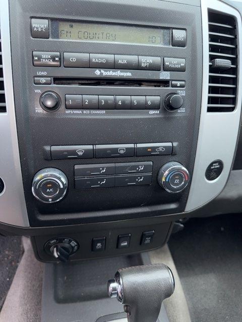 Nissan Xterra  2012