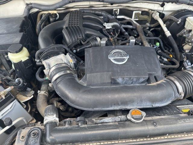 Nissan Xterra  2012