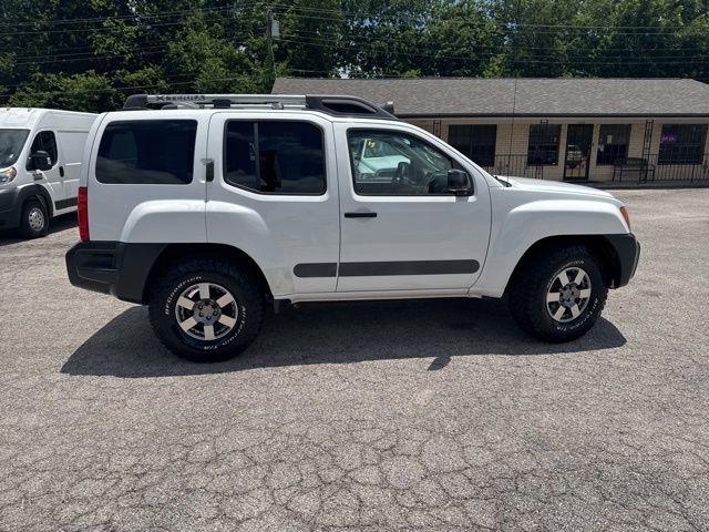 Nissan Xterra  2012