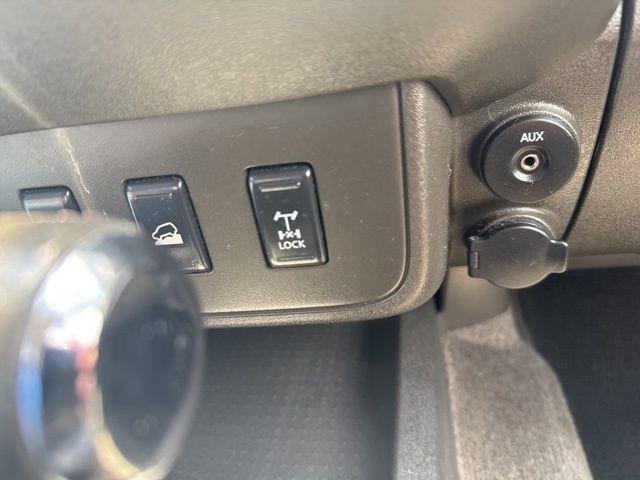 Nissan Xterra  2012
