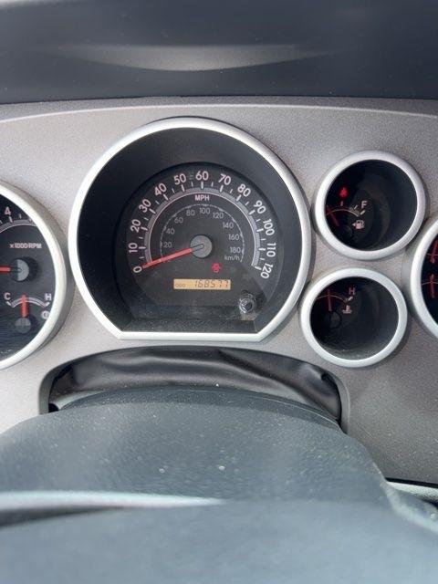 Toyota Tundra 4WD Truck  2013