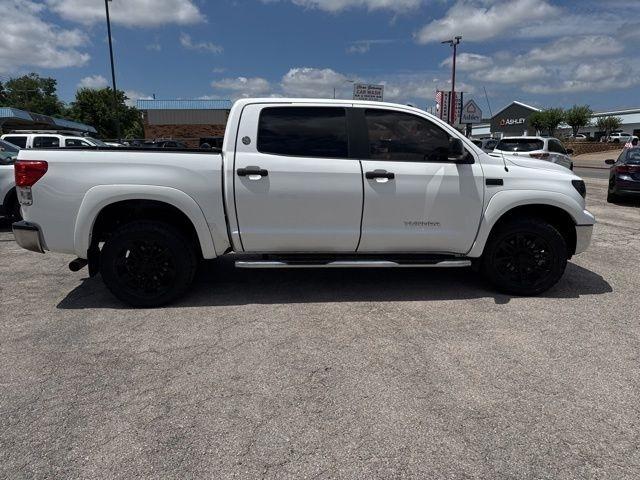 Toyota Tundra 4WD Truck  2013