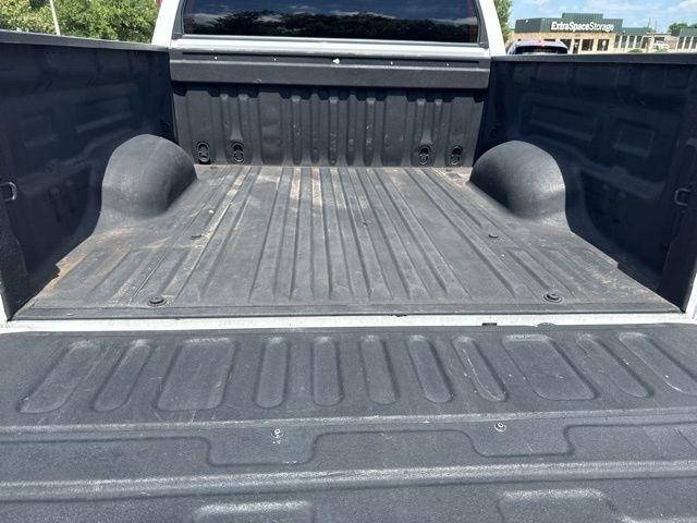 Toyota Tundra 4WD Truck  2013