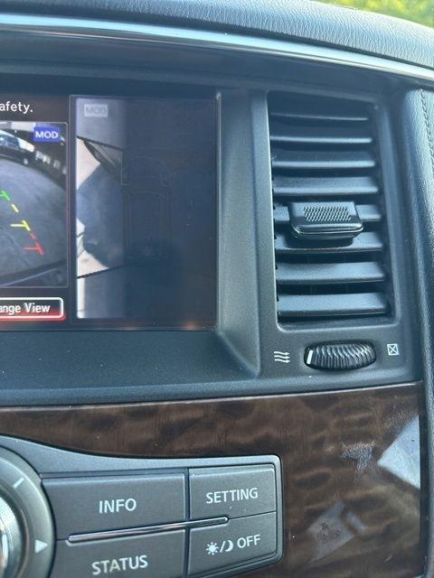 Nissan Armada  2017