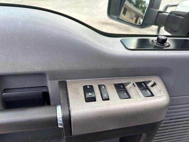 Ford Super Duty F-250 SRW  2015