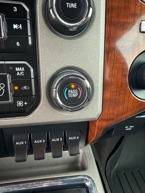 Ford Super Duty F-350 SRW  2015