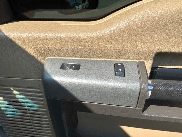 Ford Super Duty F-250 SRW  2012
