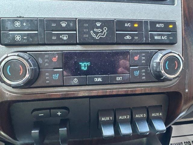 Ford Super Duty F-250 SRW  2012