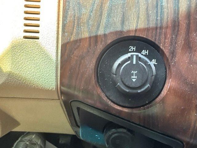 Ford Super Duty F-250 SRW  2012