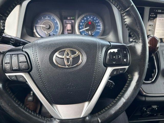 Toyota Sienna  2019