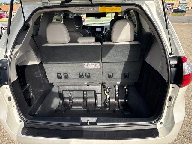 Toyota Sienna  2019