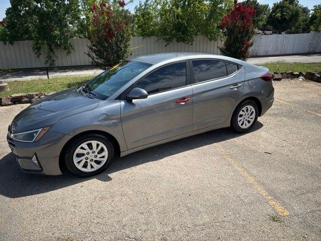 Hyundai Elantra  2019