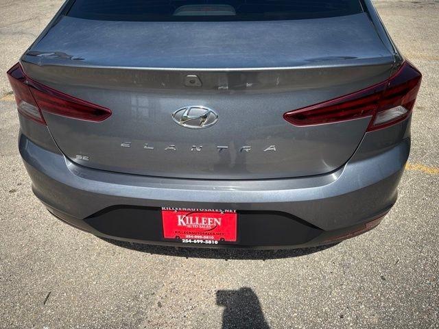 Hyundai Elantra  2019