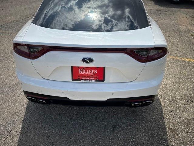 Kia Stinger  2018