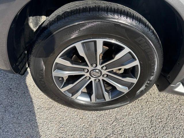 Nissan Armada  2019