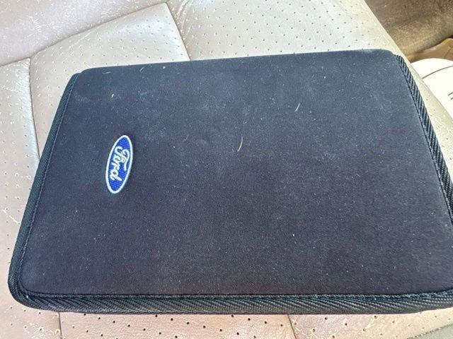 Ford Super Duty F-250  2001