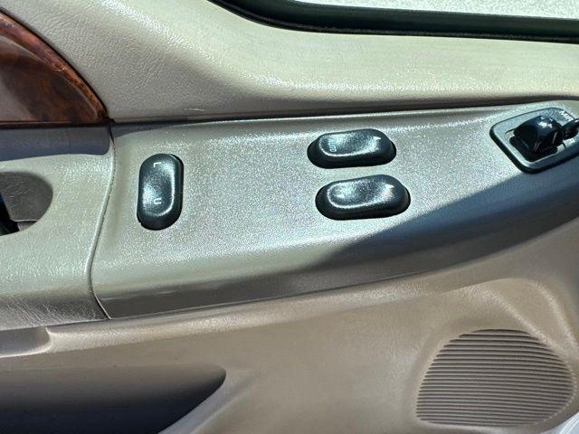Ford Super Duty F-250  2001