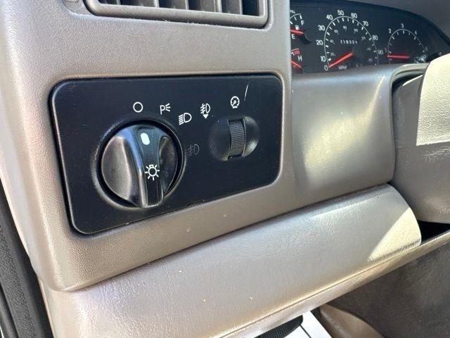 Ford Super Duty F-250  2001