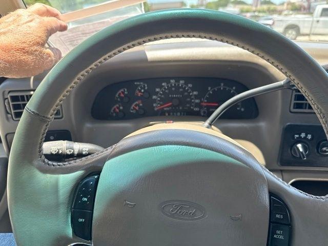 Ford Super Duty F-250  2001