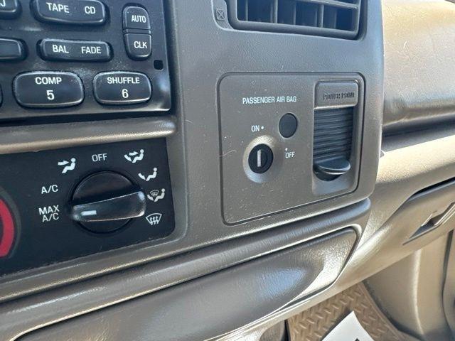 Ford Super Duty F-250  2001
