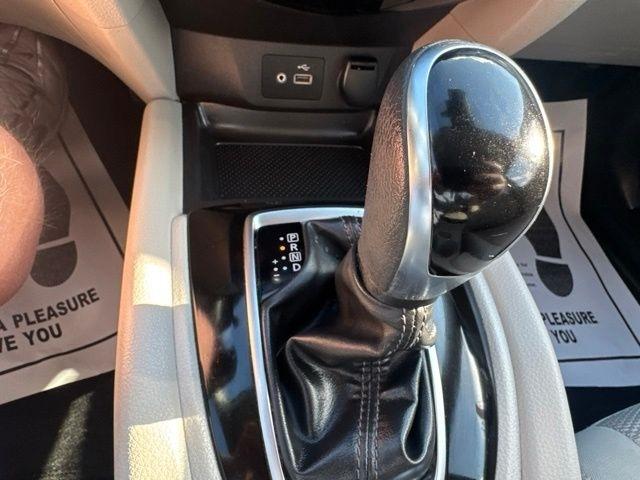 Nissan Rogue Sport  2020