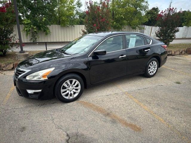 Nissan Altima  2014