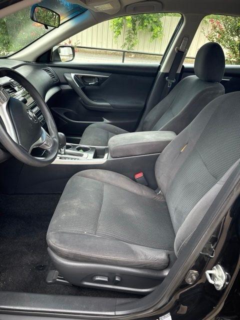 Nissan Altima  2014
