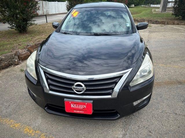 Nissan Altima  2014