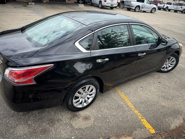 Nissan Altima  2014
