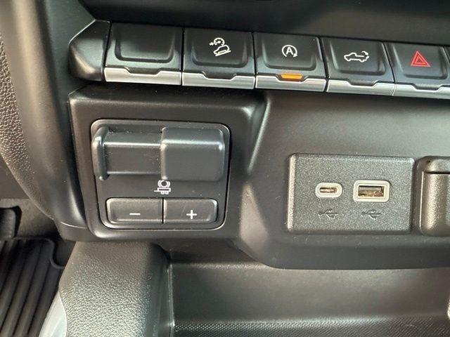 Chevrolet Silverado 1500  2020