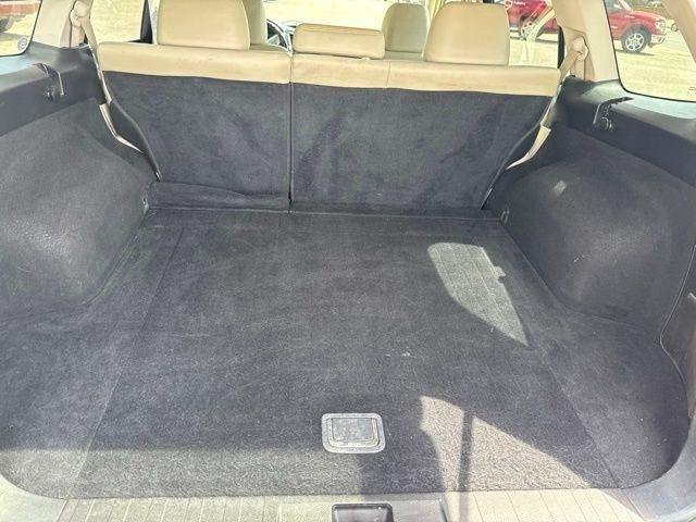 Subaru Outback  2011