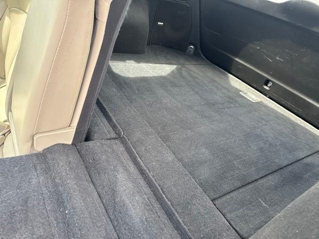 Subaru Outback  2011