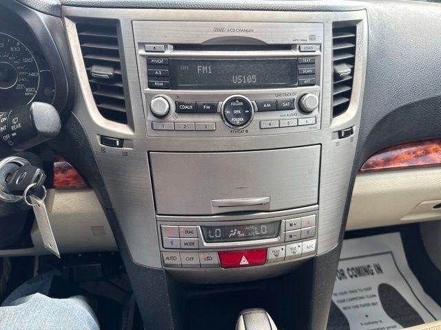 Subaru Outback  2011
