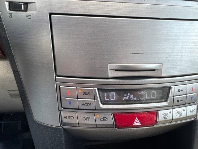 Subaru Outback  2011
