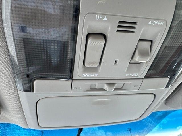 Subaru Outback  2011